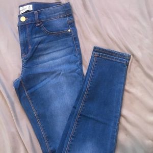 Girls skinny jeans